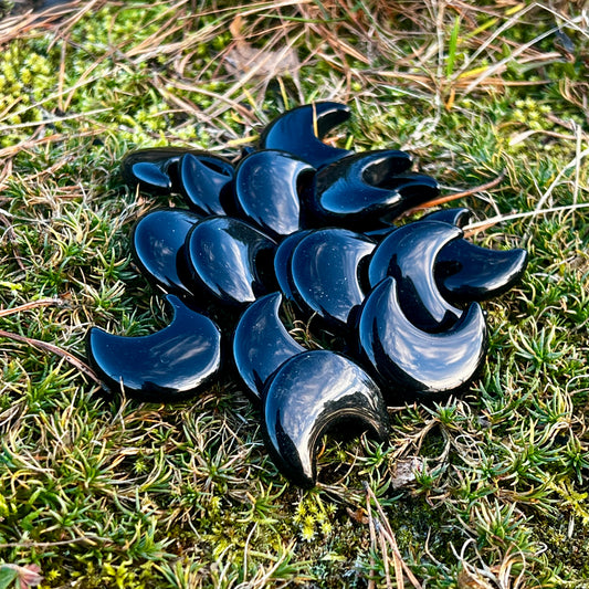 Svart obsidian måne