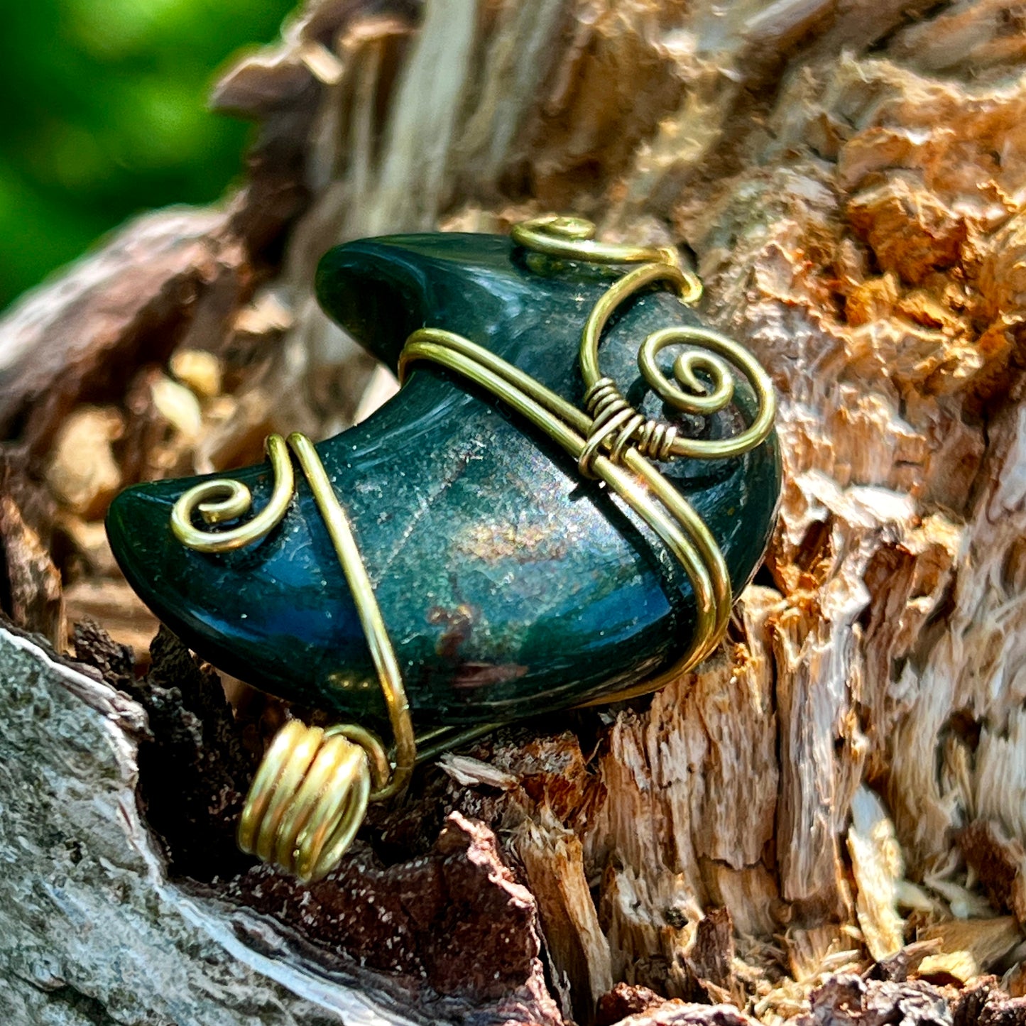 Moss-sawed, handmade pendant, necklace