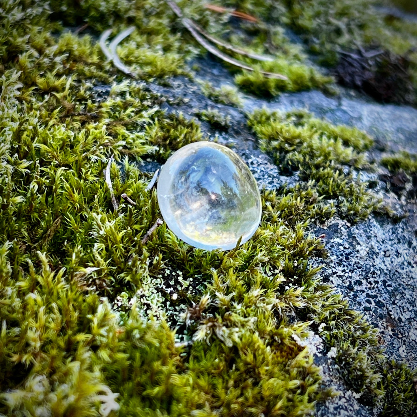 Bergskristall, trumlad, hög kvalitet