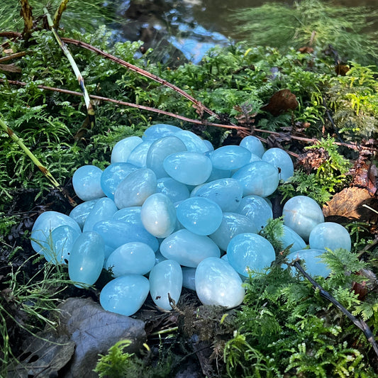 Aquamarine, tumbled