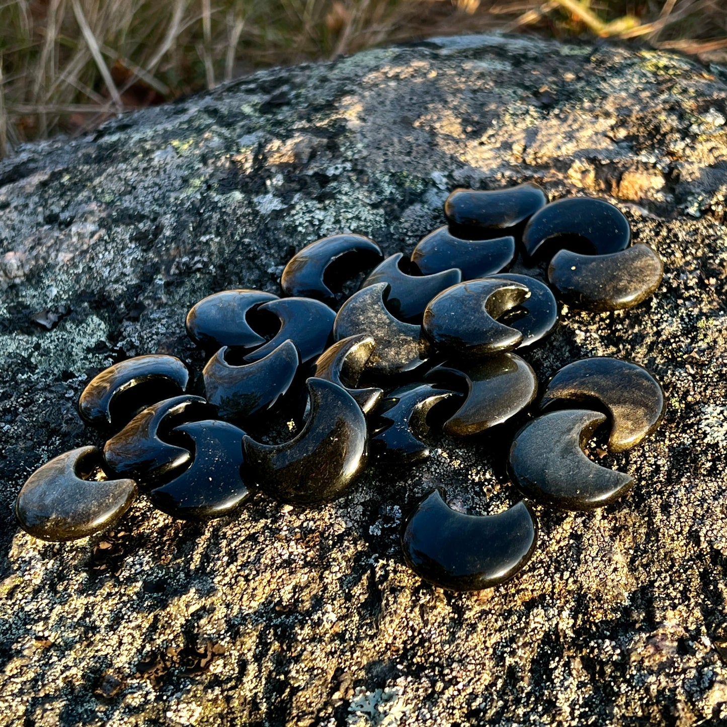 Guld obsidian måne